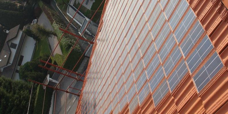 Merate (LC) tegole fotovoltaiche